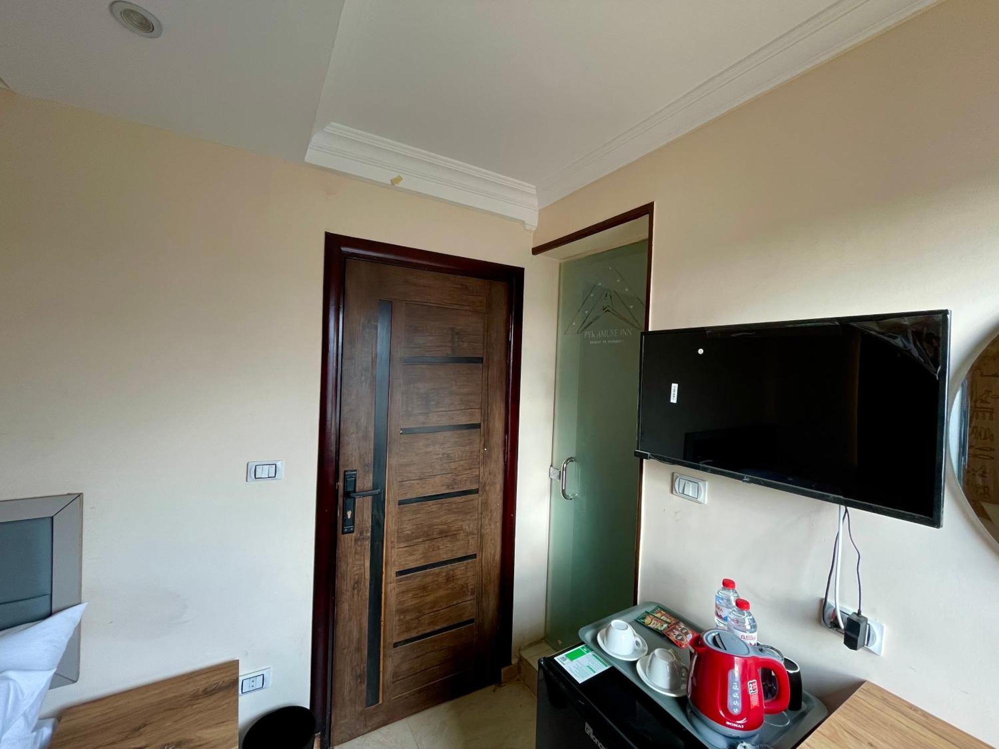 Pyramuse Inn Nazlet el Simman Ngoại thất bức ảnh